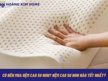 co-nen-mua-nem-cao-su-non-nem-cao-su-non-nao-tot-nhat